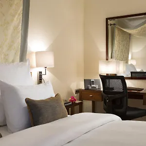 Warwick Grand-place Отель