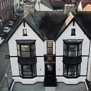 Aparthotel Bowles